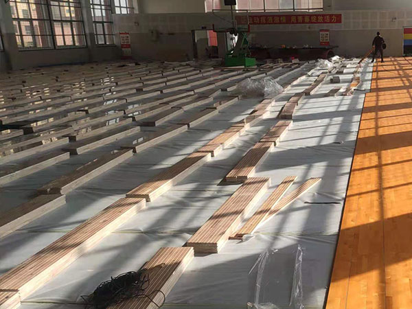 篮球场木地板施工